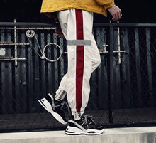 Load image into Gallery viewer, CHUNKY X9X Wave Runner Sneakers - Black