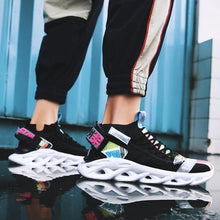 Load image into Gallery viewer, VISION 2020 &#39;Spectre&#39; Sneakers
