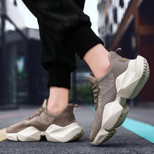 Load image into Gallery viewer, MONARCH &#39;Urbane Poise&#39; X9X Sneakers
