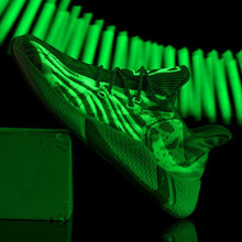 Load image into Gallery viewer, HELIOS X7X Reflective Sneakers
