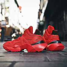 Load image into Gallery viewer, VYPER &#39;Jagged Jockey&#39; R7X Sneakers
