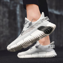 Load image into Gallery viewer, ZEBRA 450 V2 PrimeKnit Sneakers
