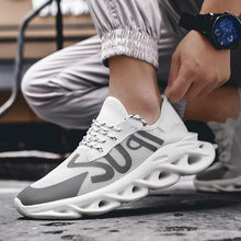 Load image into Gallery viewer, PHANTOM &#39;Super Reflect&#39; X9X Sneakers
