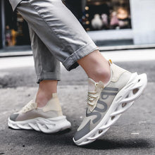 Load image into Gallery viewer, PHANTOM &#39;Super Reflect&#39; X9X Sneakers
