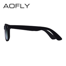 Load image into Gallery viewer, Polarized Fashion Black Sunglasses
