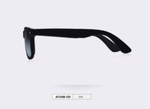 Load image into Gallery viewer, Polarized Fashion Black Sunglasses
