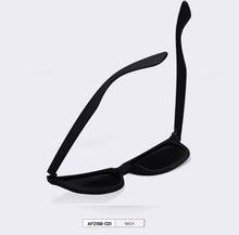 Load image into Gallery viewer, Polarized Fashion Black Sunglasses
