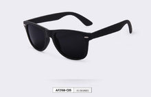 Load image into Gallery viewer, Polarized Fashion Black Sunglasses
